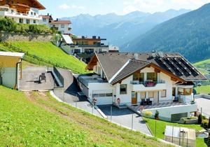 130 m² Apartment ∙ 4 bedrooms ∙ 14 guests
