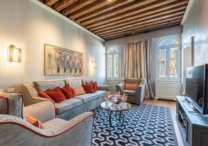 130 m² Apartment ∙ 2 bedrooms ∙ 5 guests
