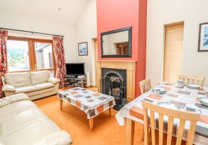130 m² Cottage ∙ 3 bedrooms ∙ 6 guests