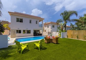 130 m² Villa ∙ 3 bedrooms ∙ 6 guests