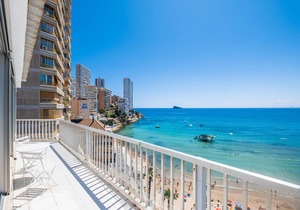 135 m² Apartment ∙ 2 bedrooms ∙ 6 guests