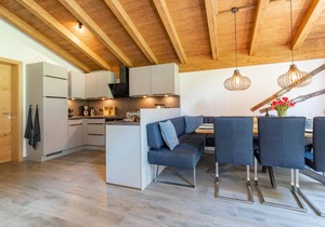 135 m² Chalet ∙ 4 bedrooms ∙ 10 guests