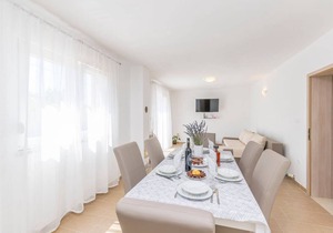 140 m² House ∙ 3 bedrooms ∙ 8 guests