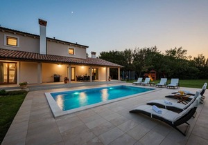 140 m² Villa ∙ 4 bedrooms ∙ 8 guests