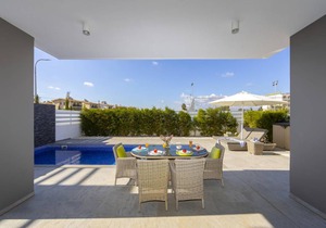 142 m² Villa ∙ 3 bedrooms ∙ 6 guests