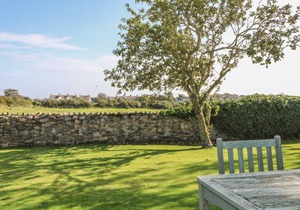 145 m² Cottage ∙ 4 bedrooms ∙ 6 guests