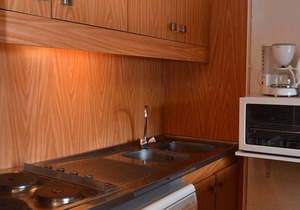 150m from ski slopes, 1st floor, balcony, tv, ski locker, 25m², Flaine