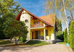 160 m² Apartment ∙ 4 bedrooms ∙ 10 guests