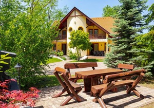 160 m² Apartment ∙ 4 bedrooms ∙ 10 guests