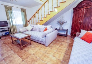 160 m² House ∙ 3 bedrooms ∙ 6 guests