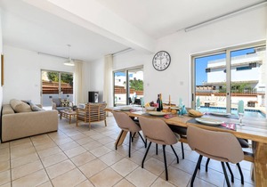 160 m² Villa ∙ 4 bedrooms ∙ 8 guests