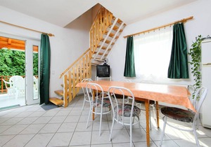 180 m² Accommodation ∙ 6 bedrooms ∙ 12 guests