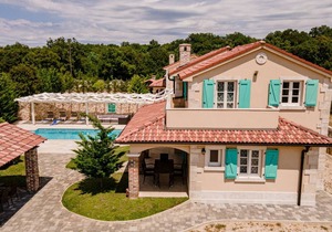 180 m² Villa ∙ 4 bedrooms ∙ 10 guests