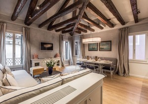 190 m² Apartment ∙ 3 bedrooms ∙ 7 guests
