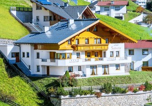 190 m² House ∙ 6 bedrooms ∙ 22 guests