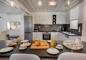 195 m² Villa ∙ 3 bedrooms ∙ 6 guests