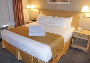 1BR w/WiFi & Resort Pool Near Attractions- Golf, Hike, Explore, Shop & Dine!