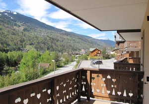 1st floor, balcony, tv, ski locker, 40m², Courchevel