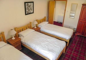 2 bedroom accommodation in South Lochaweside