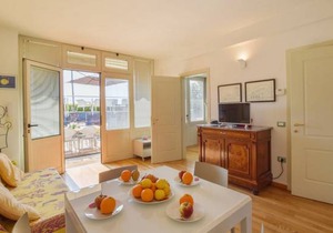 2 bedroom accommodation in Solto Collina BG