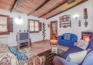 2 bedroom accommodation in Oliena (NU)