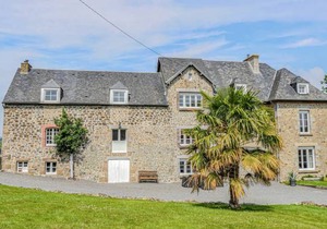 2 bedroom accommodation in Ponts
