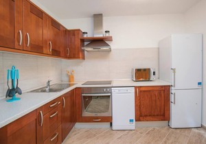2 bedroom accommodation in Rogocana