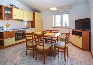 2 bedroom accommodation in Portoroz