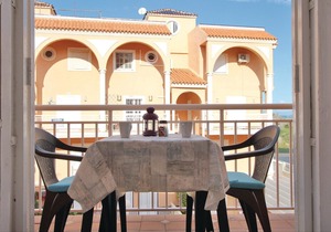 2 bedroom accommodation in La Mata