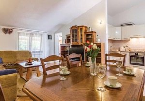 2 bedroom accommodation in Valtura
