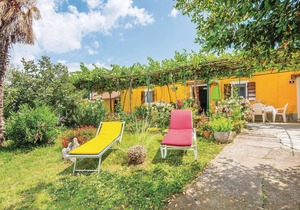 2 bedroom accommodation in Labin