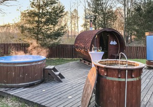 2 bedroom accommodation in Morag