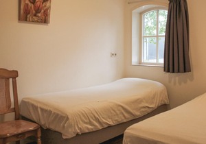 2 bedroom accommodation in De Moer