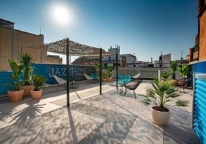 2 bedroom apartment next to Sagrada Familia