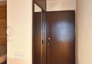 2 bedroom apartment on Opera House