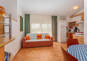 2 bedroom beautiful apartment in Punat