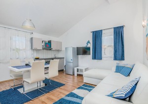2 bedroom cozy home in Kras