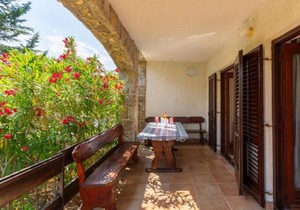 2 Bedroom Lovely Apartment In Pinezici