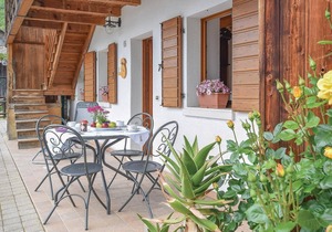 2 bedroom lovely home in Lamon