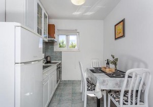 2 Bedroom Nice Apartment In Pinezici