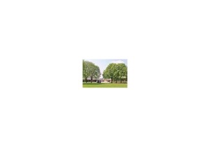 2 Bedroom Stunning Home In Roisel