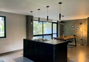 2 Floor PH in Provenza, Poblado - 4BR/4Bath