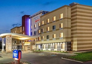 2-Star Hotel ∙ Fairfield Inn & Suites by Marriott Huntsville