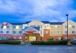 2-Star Hotel ∙ Fairfield Inn Hays