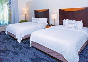 2-Star Hotel ∙ Fairfield Inn Hays