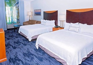 2-Star Hotel ∙ Fairfield Inn Hays