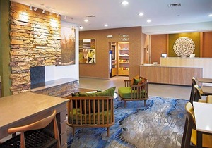 2-Star Hotel ∙ Fairfield Inn Hays