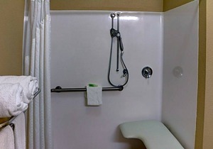 2-Star Hotel ∙ Holiday Inn Express Hotel & Suites Huntsville, an IHG Hotel