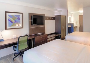 2-Star Hotel ∙ Holiday Inn Express Newberg - Wine Country, an IHG Hotel