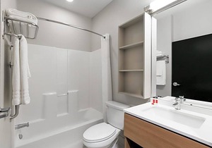 2-Star Hotel ∙ Microtel Inn and Suites by Wyndham Monahans
